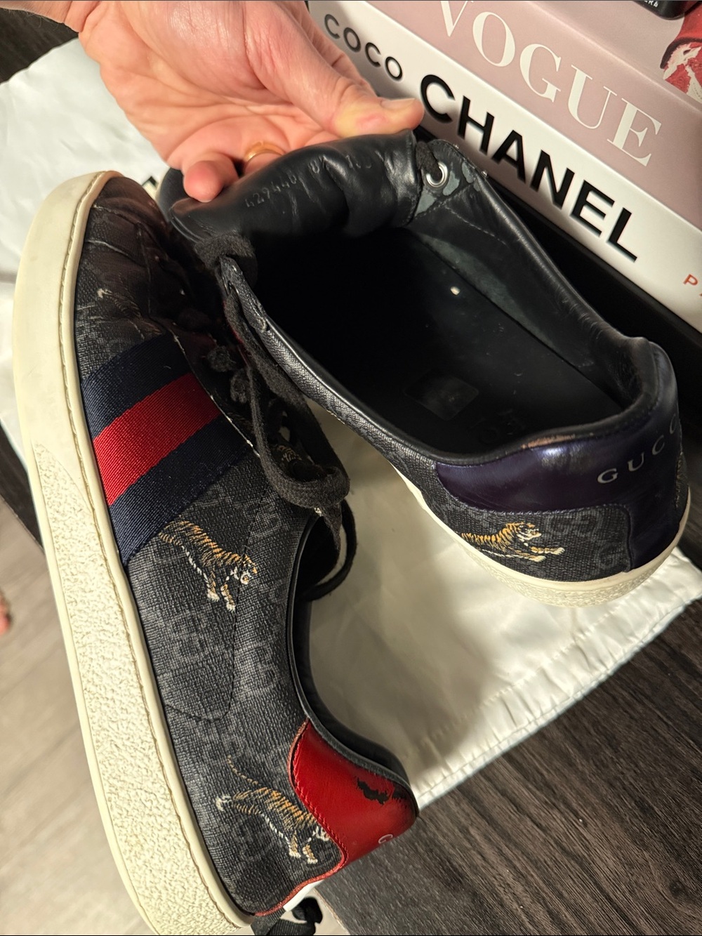 Gucci Men’s Black GG Supreme Sneakers with Red & Navy Web - Picture 4 of 5
